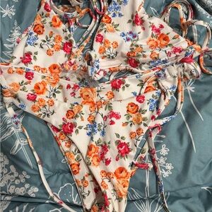 SHEIN Floral Bikini - Multicolor